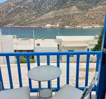 Chambres Meropi à Sifnos - Balcon avec vue sur la mer