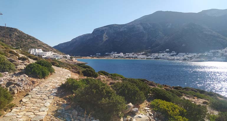 Le village de Kamares à Sifnos